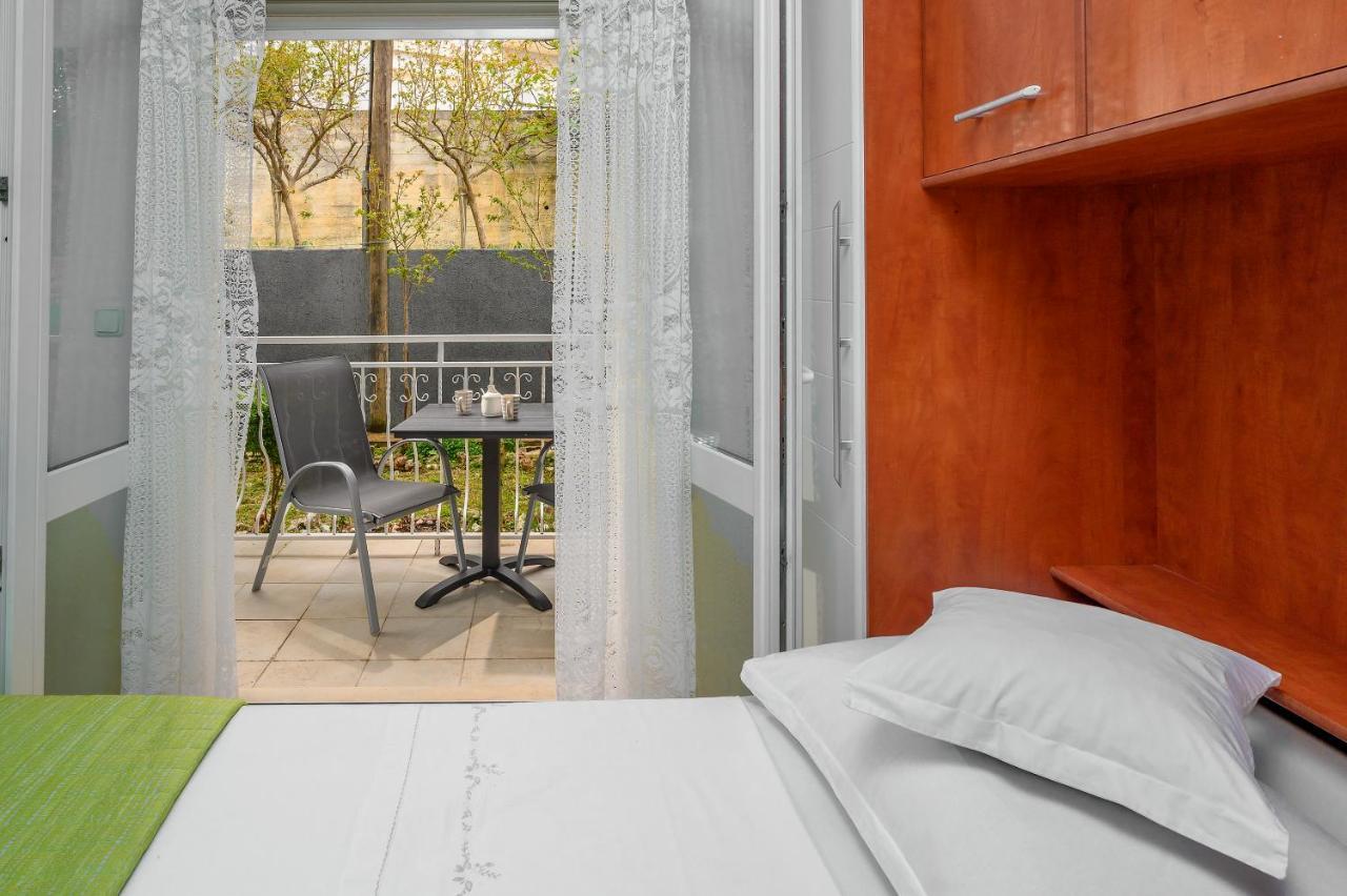 Apartments Juric Podstrana Luaran gambar