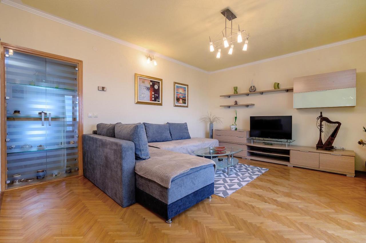 Apartments Juric Podstrana Luaran gambar
