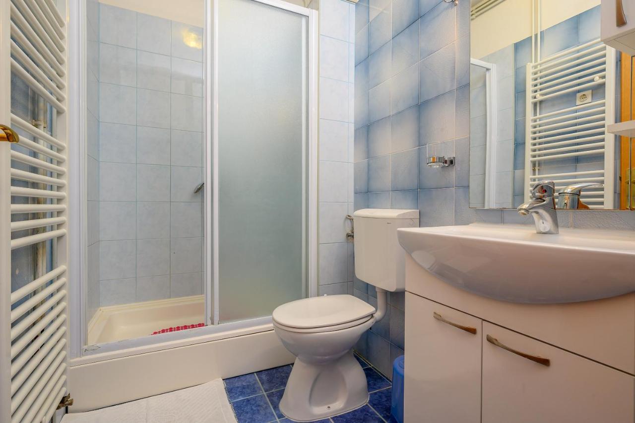 Apartments Juric Podstrana Luaran gambar